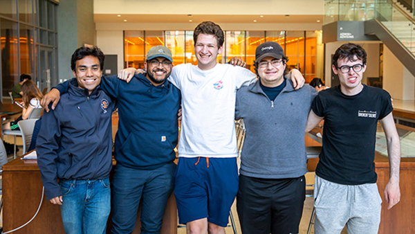 伊利诺伊大学香槟分校排名